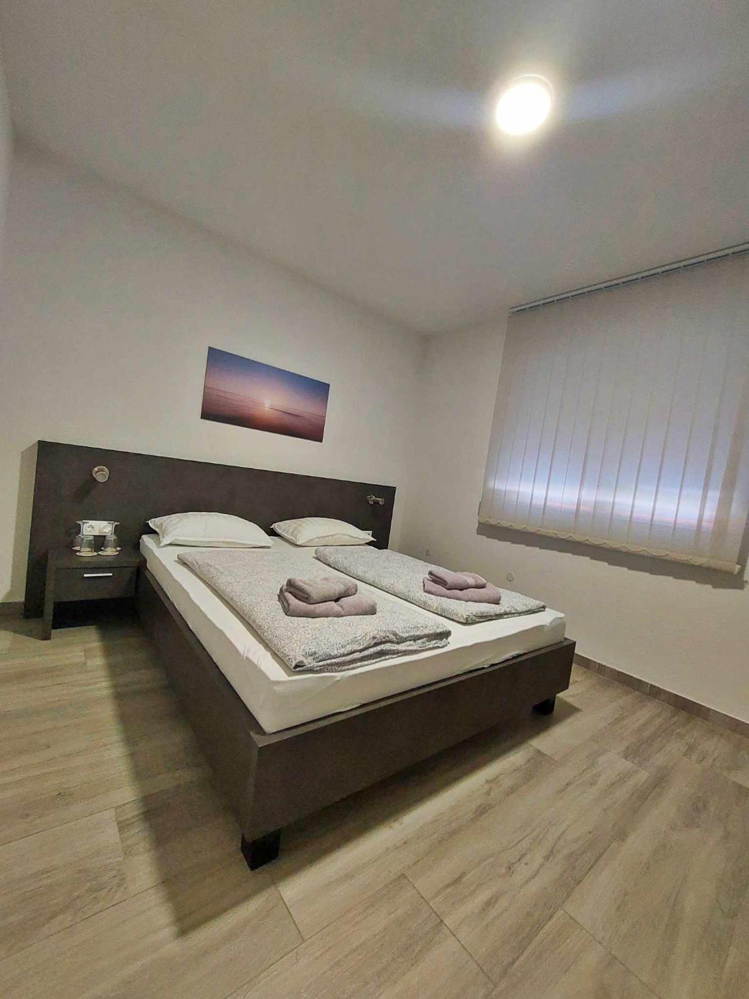 Gold Apartmani Kozarac Exterior foto